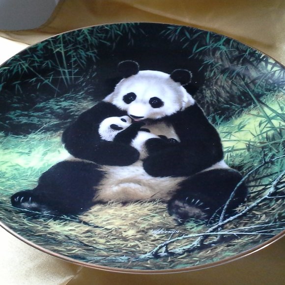 PANDA BEAR PLATE BY WILL NELSON